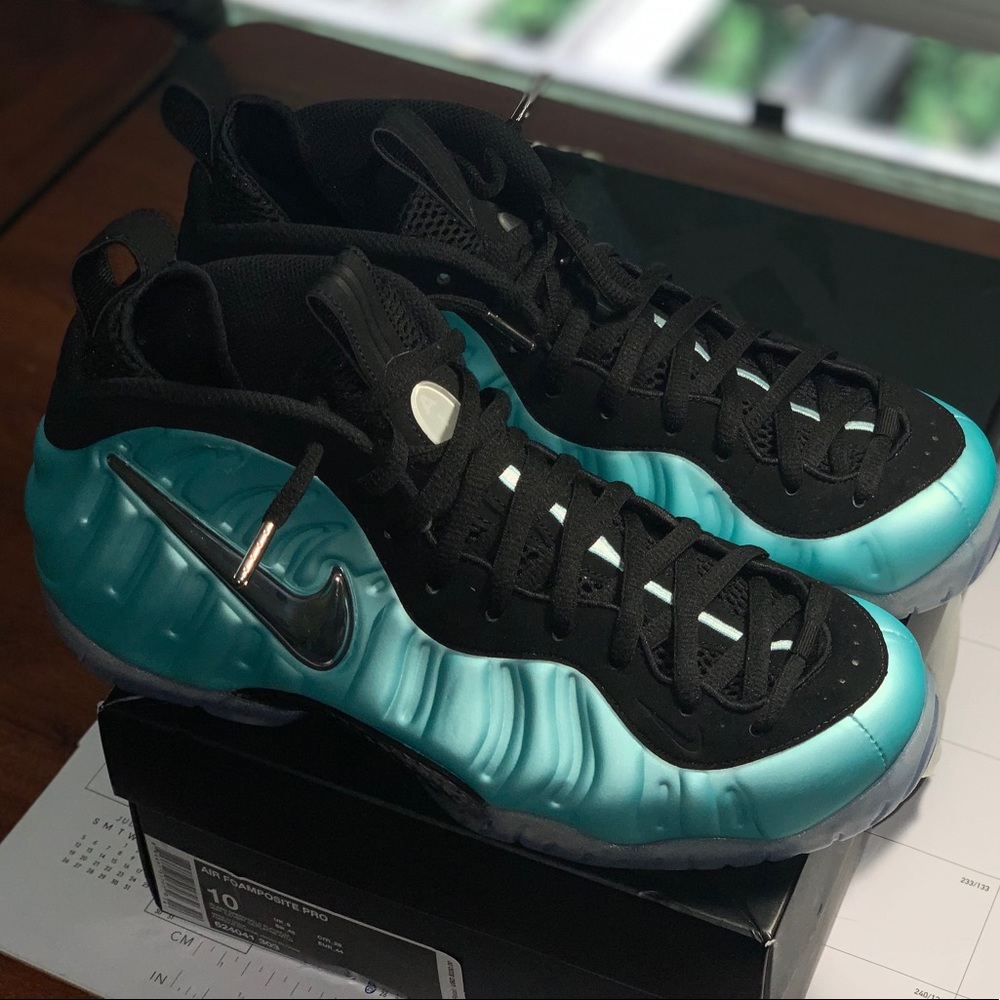 Nike Air Foamposite Pro “Island Green”